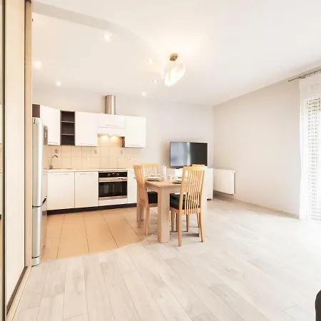 Vacationclub - 1 Maja Apartament 6 Апартаменты Колобжег
