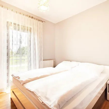 Vacationclub - 1 Maja Apartament 6 Апартаменты *